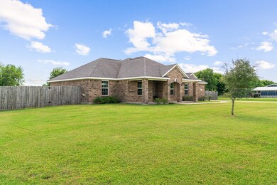 10702 Harry Dr, Needville, TX 77461 - photo 3