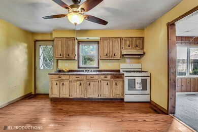 66 Toronto St, La Porte, IN 46350 - photo 3