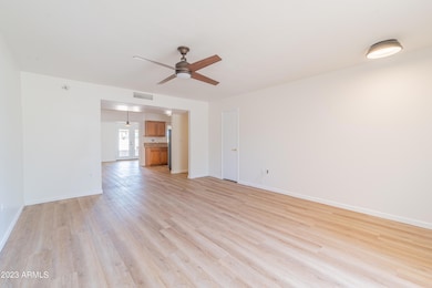 3845 N Tumblebrook Way_Photos-5