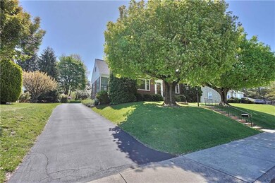 69 S Buttonwood St, Macungie, PA 18062 - photo 3