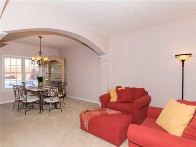 11896 Weathered Edge Dr, Fishers, IN 46037 - photo 5