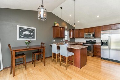 1804 Whispering Pines Ct SW, Cedar Rapids, IA 52404 - photo 7