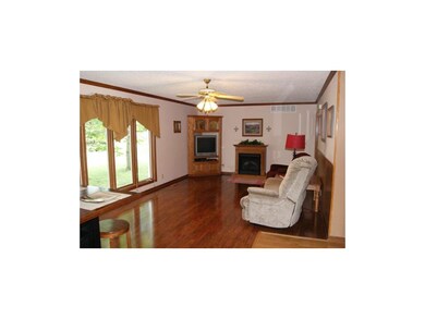 Great room and Dining room are combined. Note elec