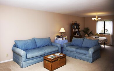 1811 Staffordshire Rd, Columbus, OH 43229 - photo 7