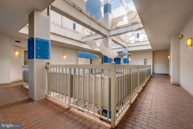 1011 Hunter St unit E3, Baltimore, MD 21202 - photo 3