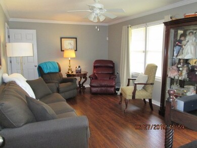 Photo 4