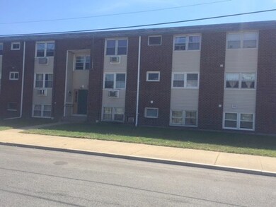 301 Fountain St unit 9, Pawtucket, RI 02860 - photo 4