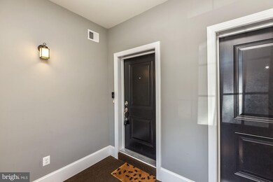 8106 Essex Grove Way unit 9, Manassas, VA 20111 - photo 7