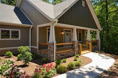 Front Porch/Entry