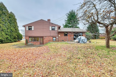 117 Alexis Ln, Philadelphia, PA 19115 - photo 4