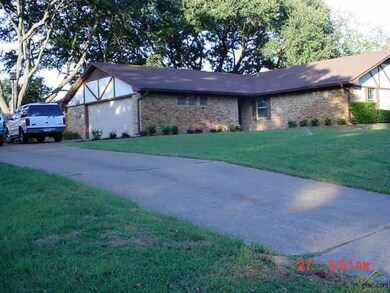 1712 Angy Dr, Tyler, TX 75703 - photo 2