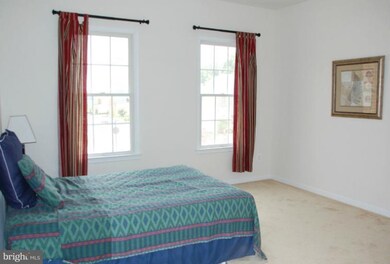 25319 Justice Dr, Chantilly, VA 20152 - photo 4