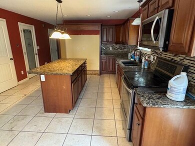 30 Hubbard St, Saco, ME 04072 - photo 4