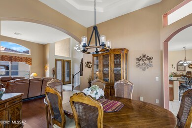 Dining Room with tray ceiling