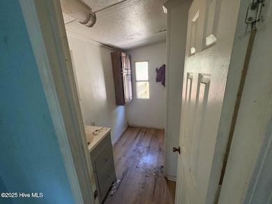 126 Winsor Dr, Rockingham, NC 28379 - photo 6