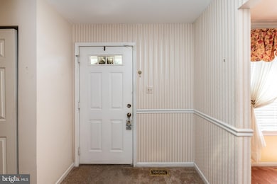 19 Railroad Ave, Beverly, NJ 08010 - photo 6