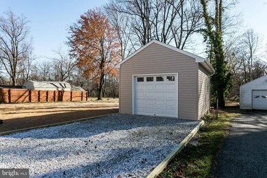 1913 Clearwood Rd, Parkville, MD 21234 - photo 4