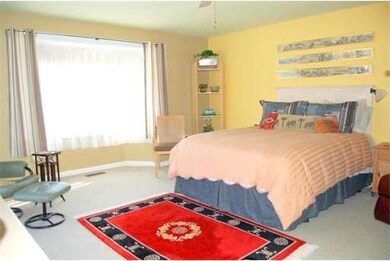 12 Walden Pond Dr, Nashua, NH 03064 - photo 6