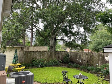 8627 Laurel Trails Dr, Houston, TX 77095 - photo 4