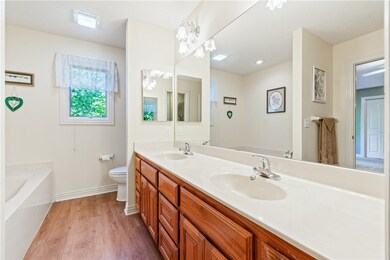 16 Milford Ln, Bella Vista, AR 72715 - photo 6