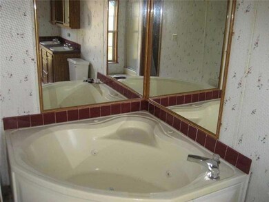 Bathroom. Jetted Garden tub