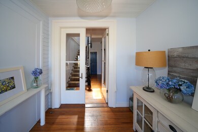 61 Ocean Ave unit 6, Oak Bluffs, MA 02557 - photo 3