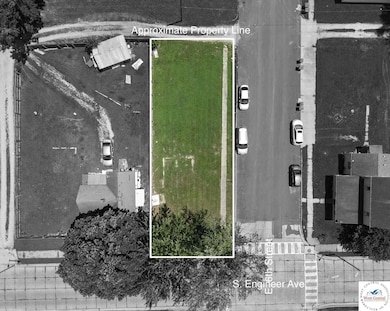 521 S Engineer Ave, Sedalia, MO 65301 - photo 4