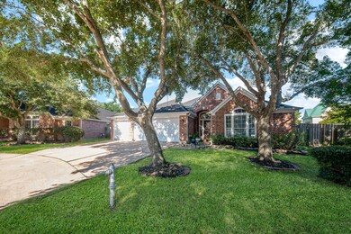 2107 Grand Brook Ct, Richmond, TX 77469 - photo 2