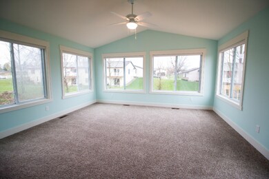 12 x 12 Four Seasons Room