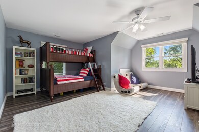 257 N Berteau Ave, Elmhurst, IL 60126 - photo 4