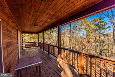 359 Leisure Ln, Berkeley Springs, WV 25411 - photo 2