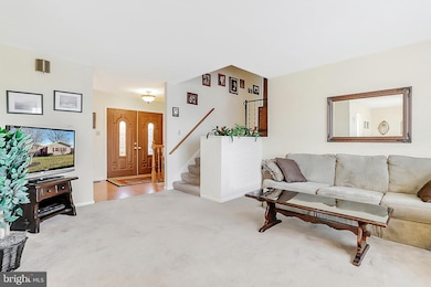 2007 Maplewood Dr, Hagerstown, MD 21740 - photo 6