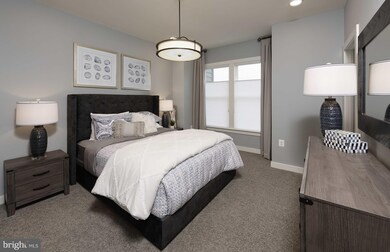 13334 Sherwood Park Ln, Herndon, VA 20171 - photo 7