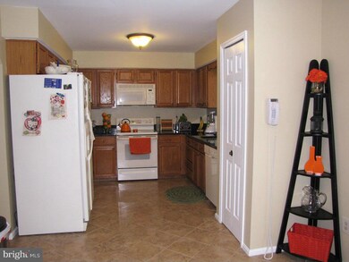 7409 Sandalfoot Way, Columbia, MD 21046 - photo 7