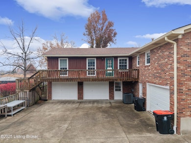 1409 Cloverhills Dr, Louisville, KY 40216 - photo 5