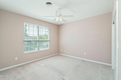 8-web-or-mls-3241 Mountain Spring Way-9
