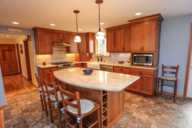 7 Inca Dr, Nashua, NH 03063 - photo 5