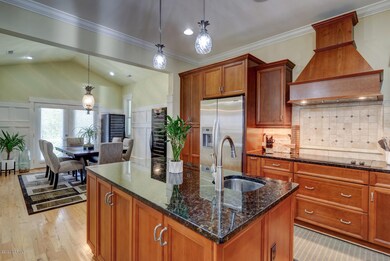 7703 Compass Point Wilmington-large-040-