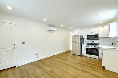 15 Amy St unit 3, Providence, RI 02906 - photo 5