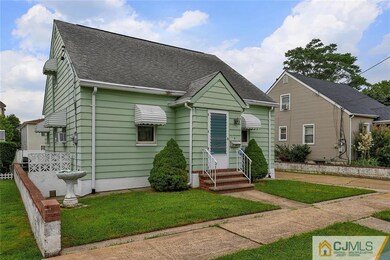 6 Saint Ann St, Carteret, NJ 07008 - photo 4