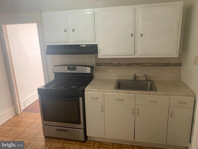 307 Crest Ave unit B, Haddon Heights, NJ 08035 - photo 4