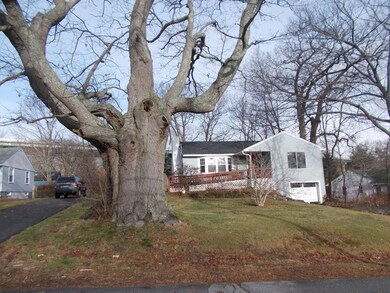 12 Gray Lodge Rd, Kittery, ME 03904 - photo 2