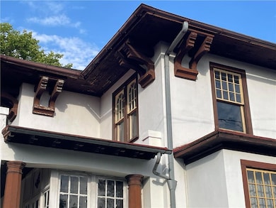 404 E Franklin St, Slatington, PA 18080 - photo 3