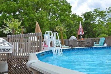 2120 Hollyhill Rd, Pensacola, FL 32526 - photo 4