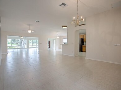 7043 SE 173rd Arlington Loop, The Villages, FL 32162 - photo 4