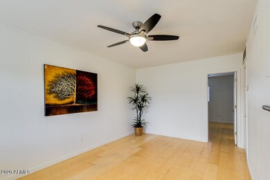3030 E Clarendon Avenue #31