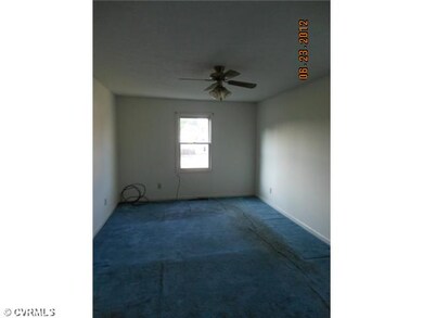 128 Old Thompson Ave, West Point, VA 23181 - photo 6