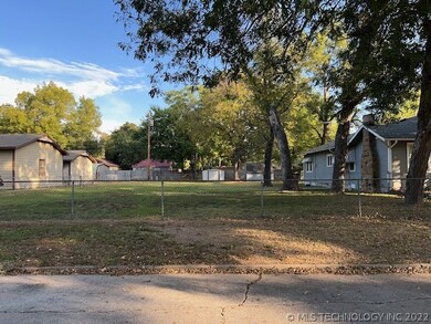 1311 W 6th St, Okmulgee, OK 74447 - photo 7