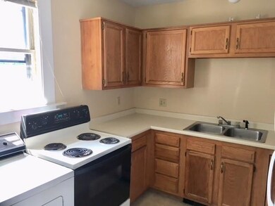 6 Cushing Ave, Nashua, NH 03064 - photo 2