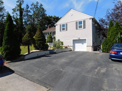 61 Newport Rd, Yonkers, NY 10710 - photo 3